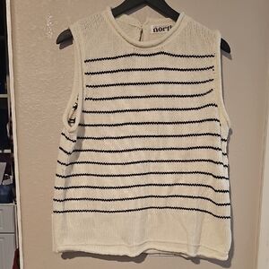 One Eleven North Sz 2X Sleeveless White and Black Striped Women's Top NWOT